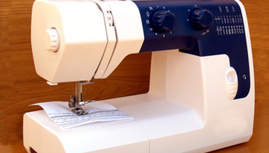 Cómo operar una máquina de coser Janome
