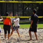 Actividades y juegos de playa para practicar en familia